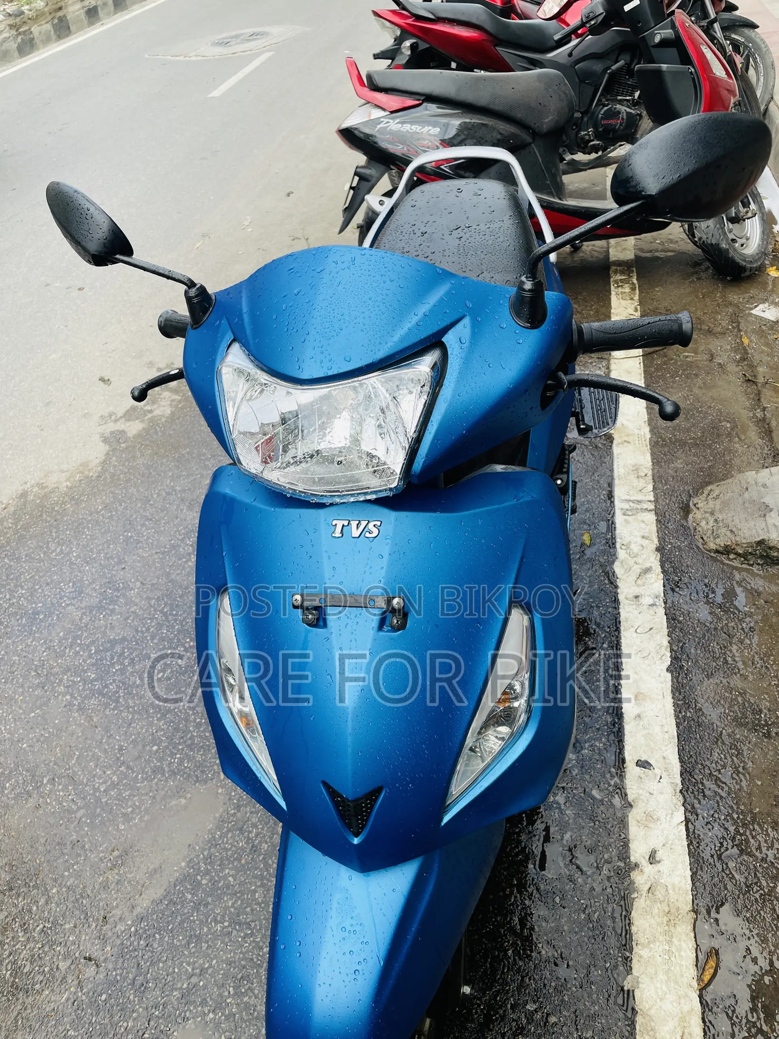 TVS 2020 Blue