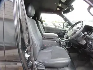 Toyota HiAce 2021 Black