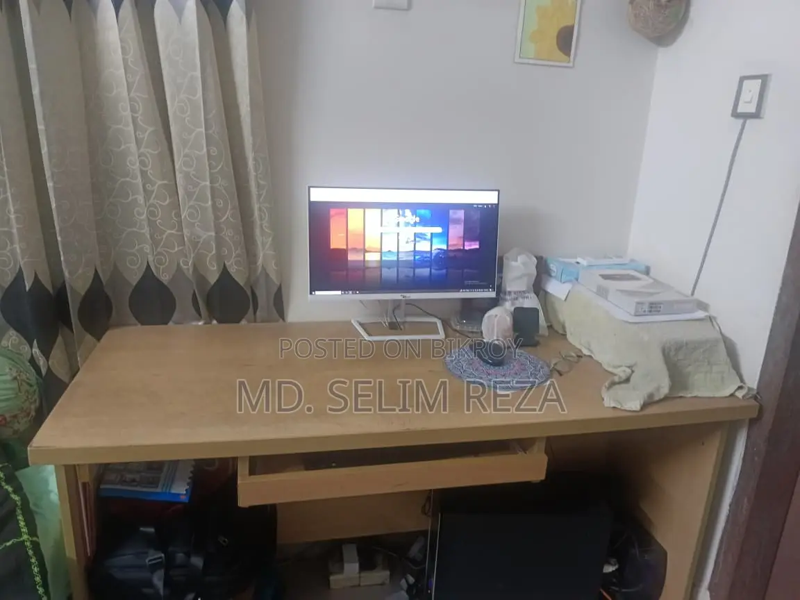 Computer Table