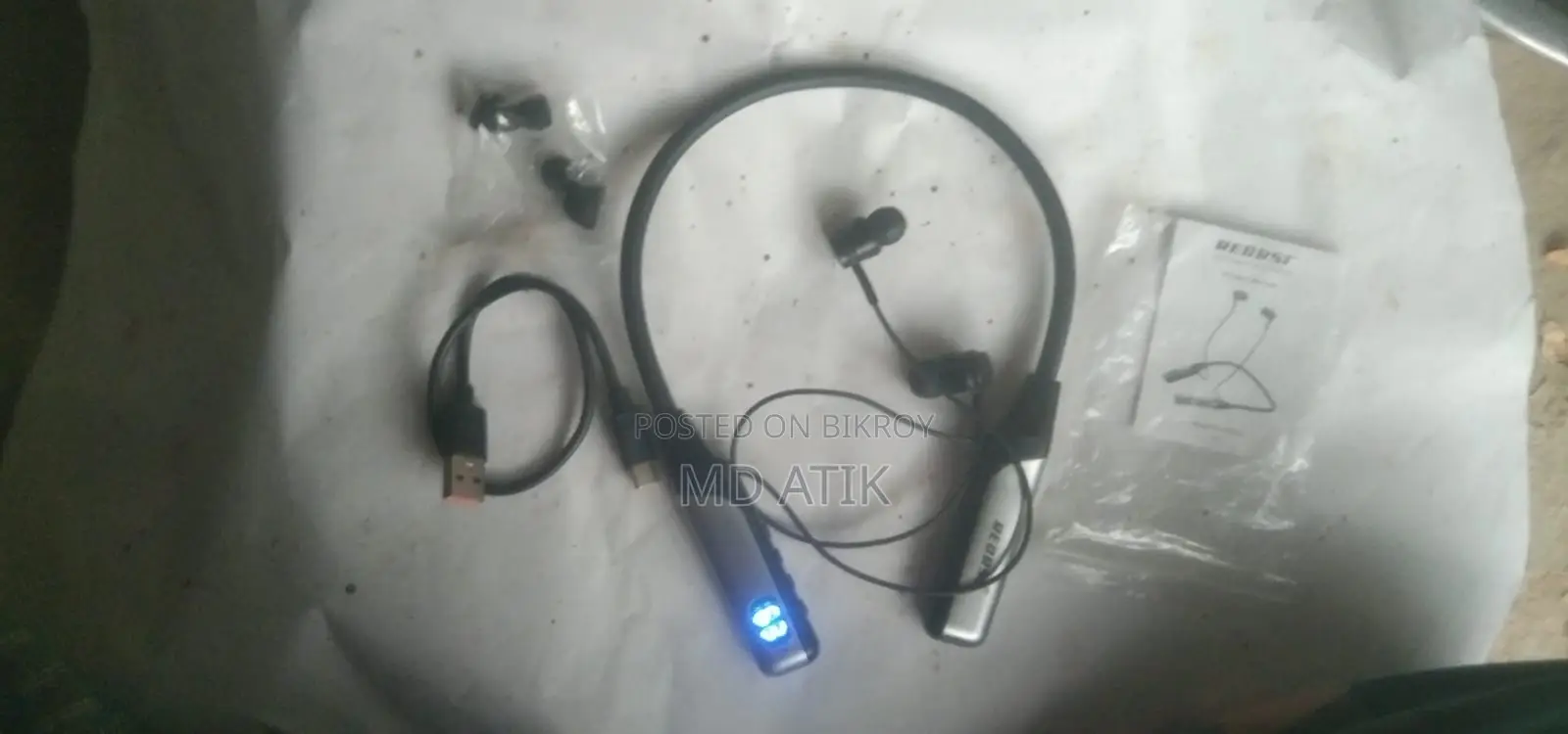 Regrsi Wireless Neckband Re-ny060