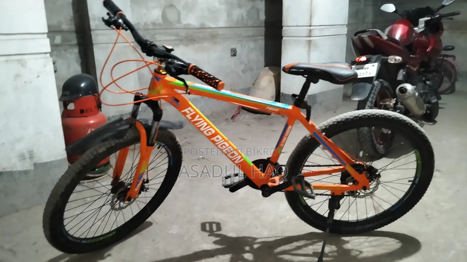 Bicycle in Like-New Condition