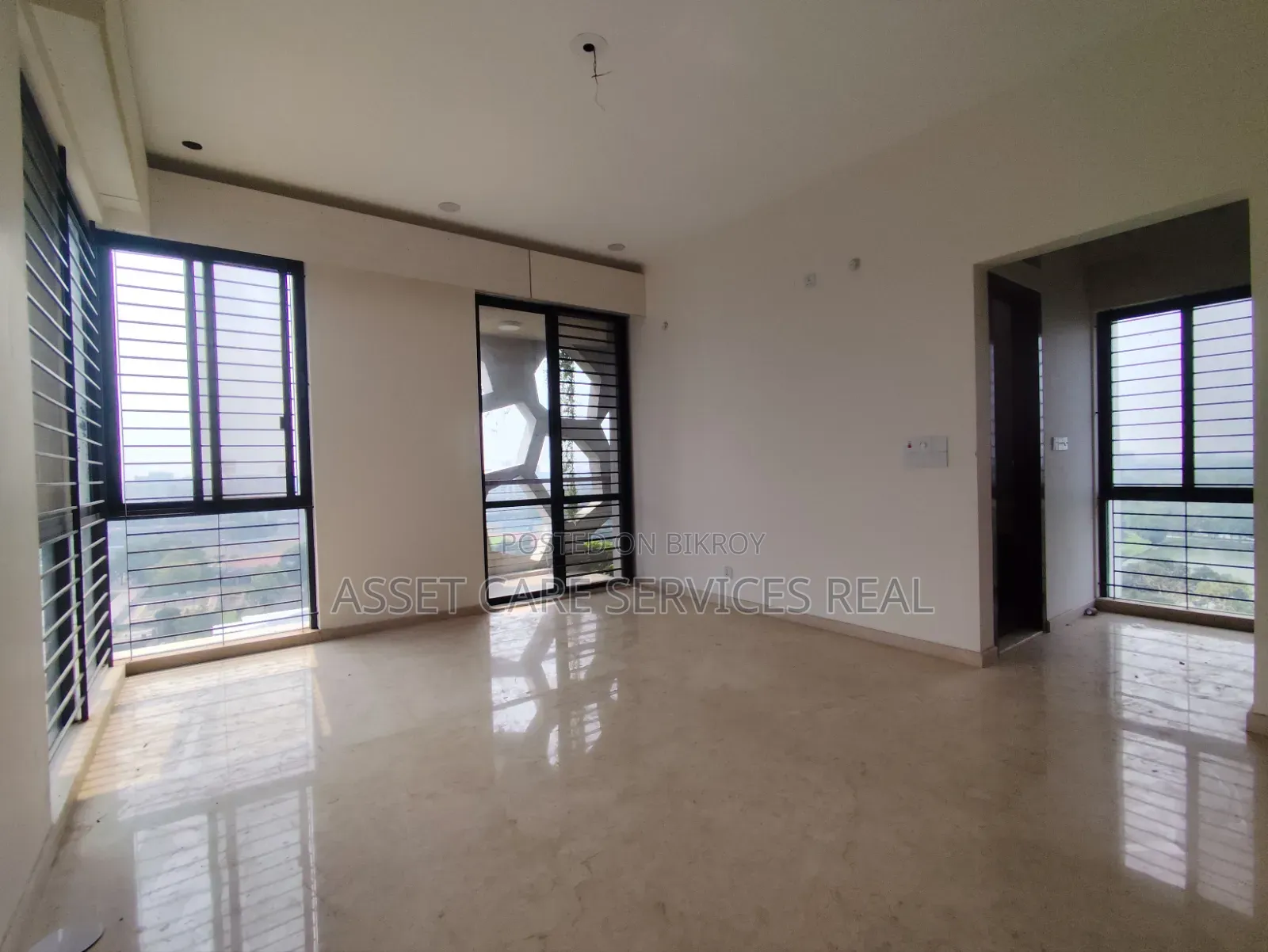 4bdrm Apartment in Venture, Gulshan for Rent