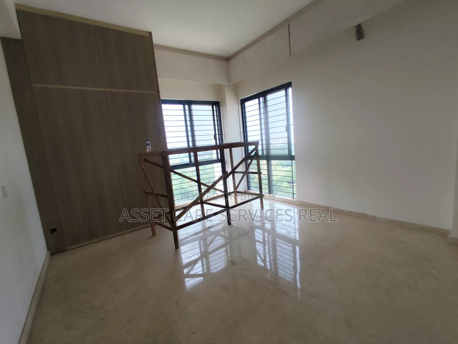 4bdrm Apartment in Venture, Gulshan for Rent