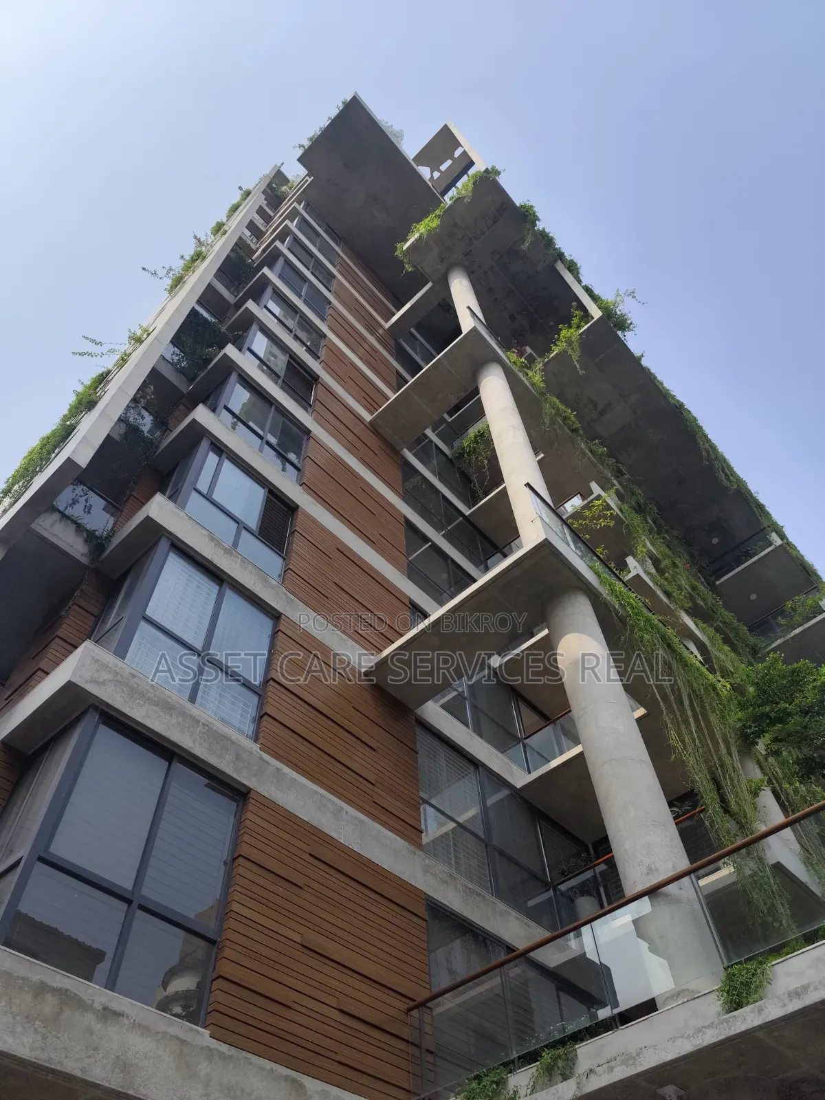 4bdrm Apartment in Venture, Gulshan for Rent