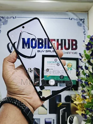 Realme 128 GB Gold