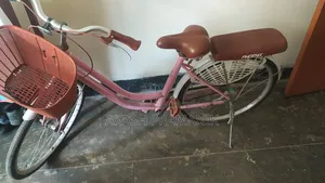 একটি সাইকেল বিক্রি করা হবে।