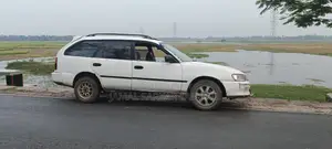 Toyota Corolla Station Wagon 1995 White