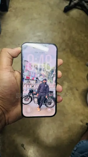 New Apple iPhone 15 128 GB Black