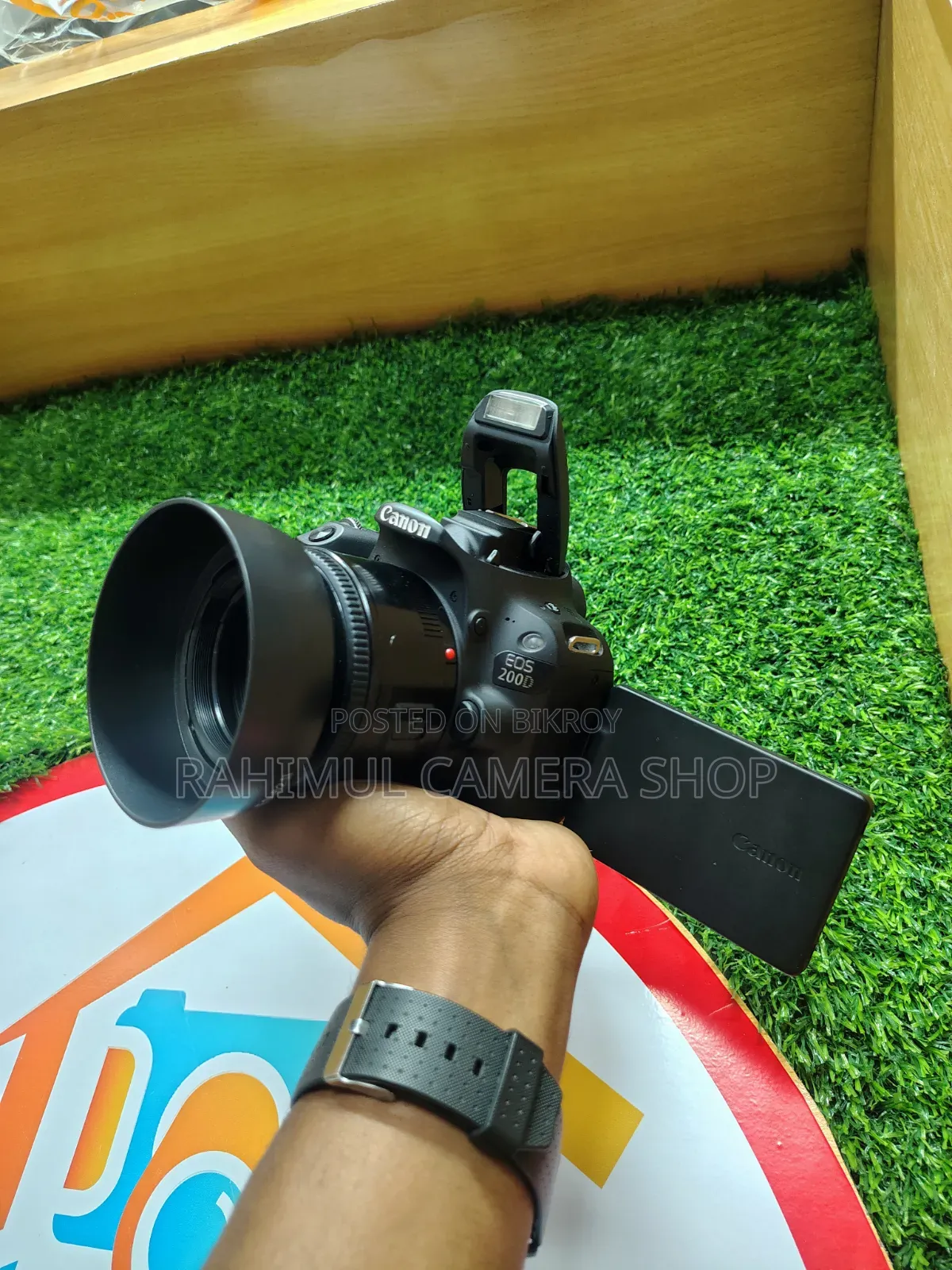 Eid Special Offer: Canon 200D with 50mm Lens
