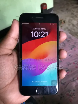 Apple iPhone SE (2020) 64 GB Black