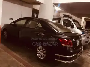 টয়োটা অ্যালিয়ন ২০১০ কালো