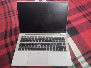 Laptop HP EliteBook 845 G7 16GB AMD Ryzen 5 SSD 256GB