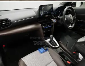 Toyota Yaris Cross 1.5 Hybrid AWD 2021 Pearl