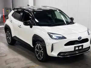 Toyota Yaris Cross 1.5 Hybrid AWD 2021 Pearl