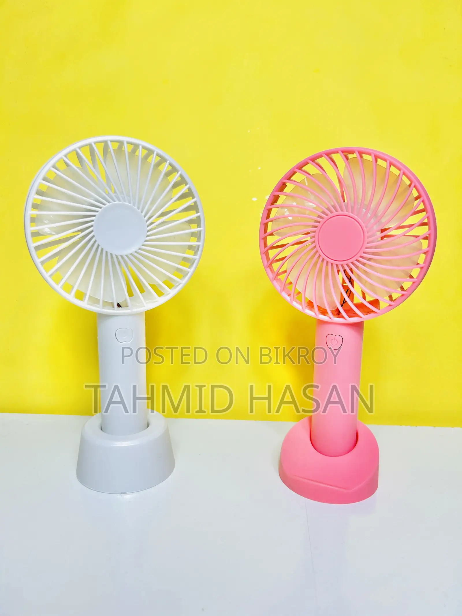 20 Piece Mini Rechargeable Hand Fan With Base