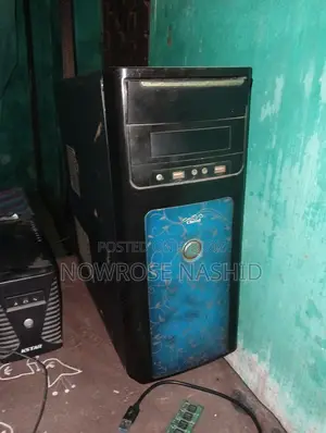 Desktop Computer 2GB Intel Core 2 Quad SSD 128GB