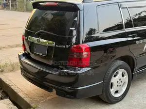 Toyota Kluger 2005 Black