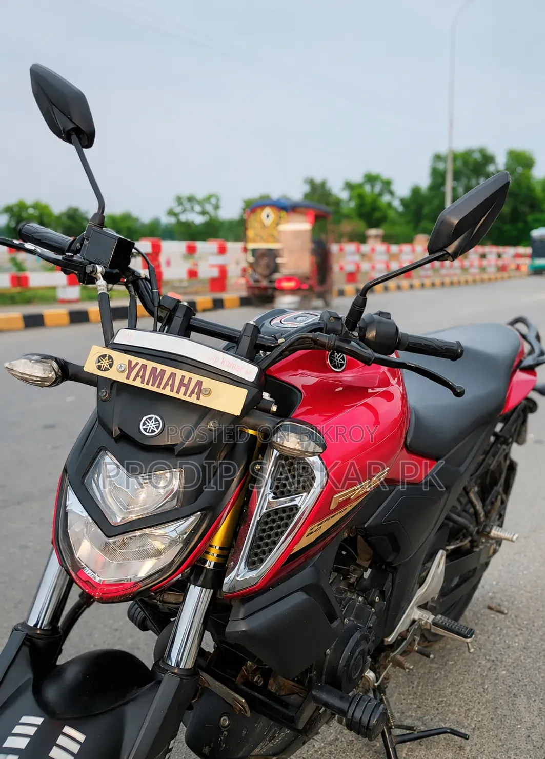 Yamaha FZ 2023 Red
