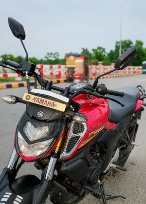 Yamaha FZ 2023 Red