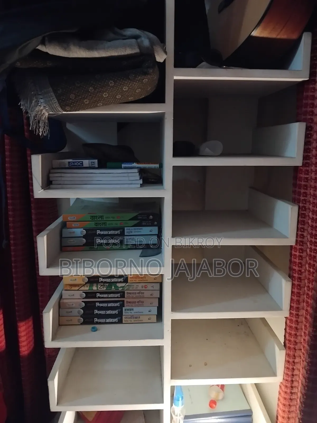 Book Shelves / Showcase
