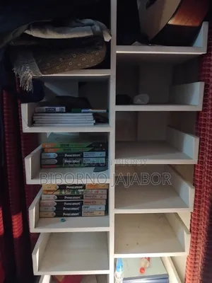 Book Shelves / Showcase