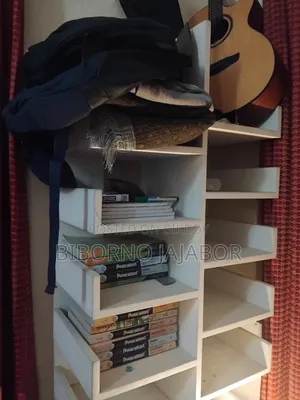 Book Shelves / Showcase