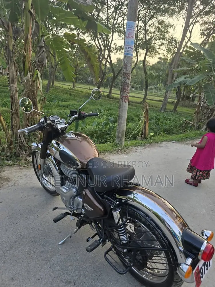 Royal Enfield Classic 350 2025
