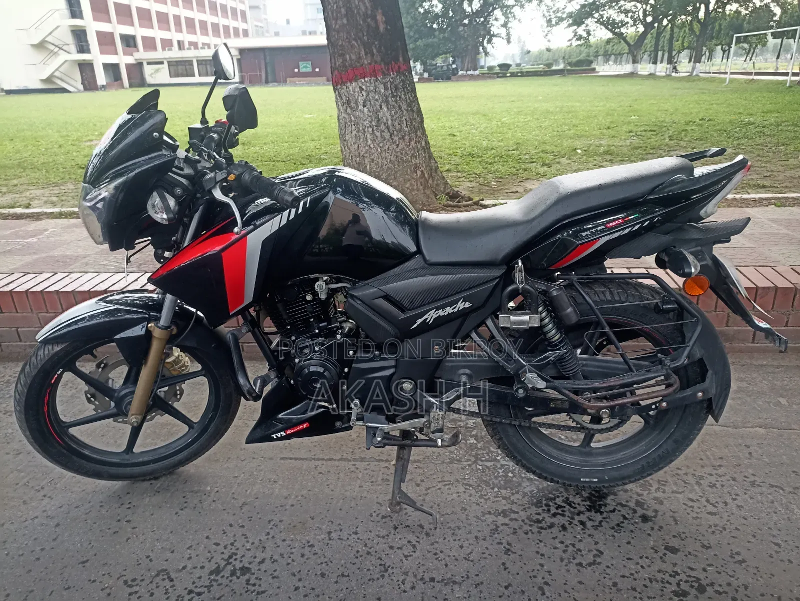 TVS Apache RTR 160 2V 2022 Black