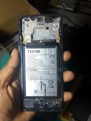 New Tecno Camon 40 Pro 5G 256 GB ব্রোঞ্জ