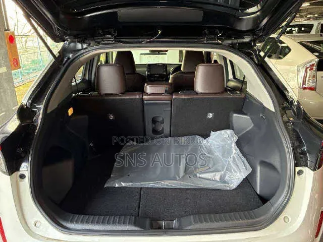 Toyota Yaris Cross 1.5 Hybrid FWD 2021 Pearl