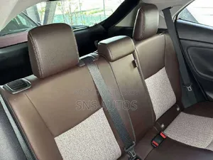 Toyota Yaris Cross 1.5 Hybrid FWD 2021 Pearl