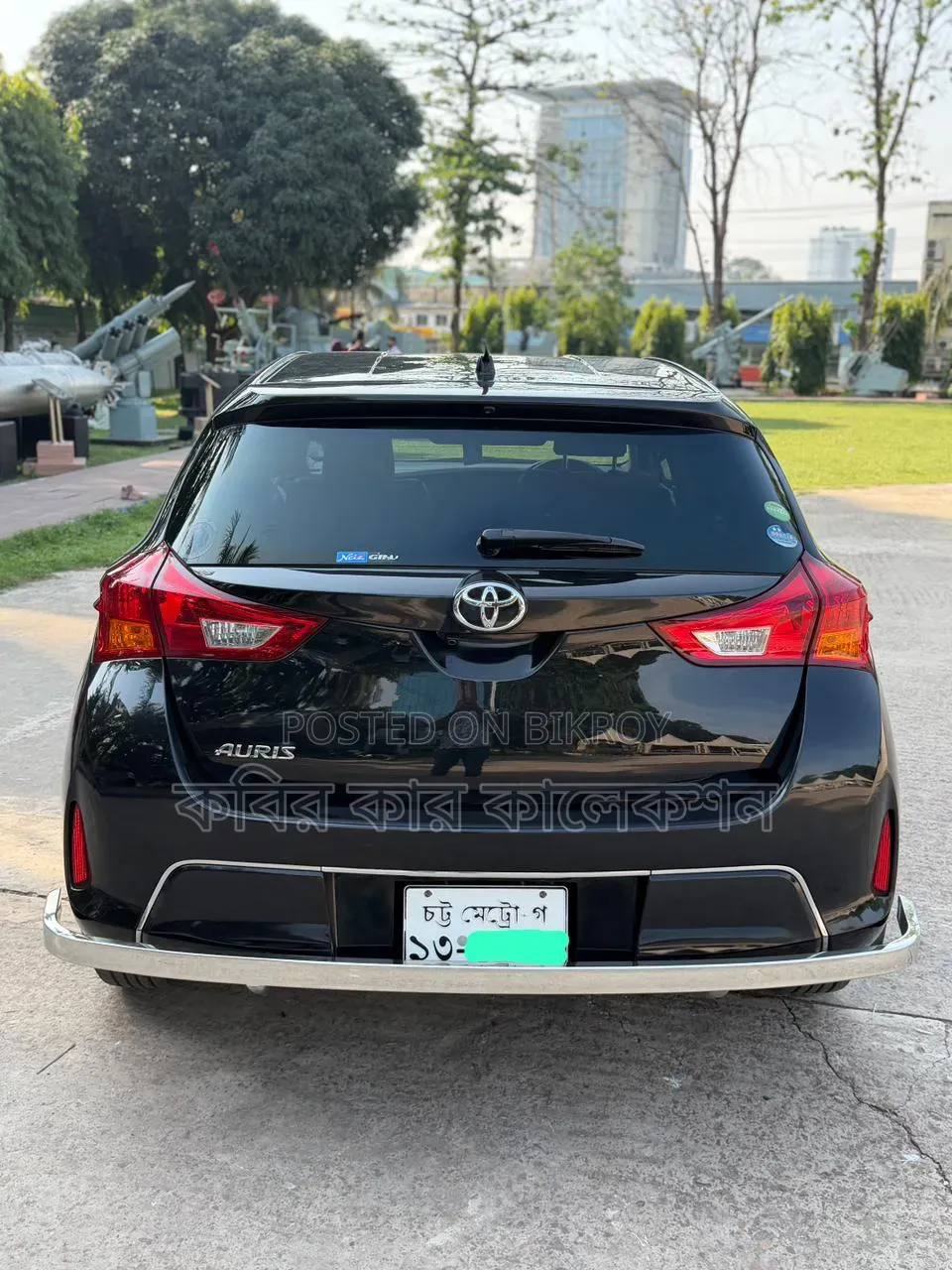 Toyota Auris 2013 Black