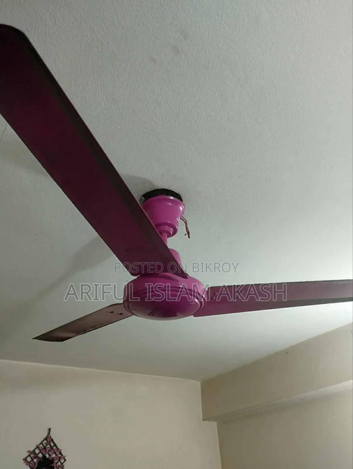 ফ্যান বিক্রি করা হবে (অলটনের লিলি ব্র্যান্ডের ফ্যান)