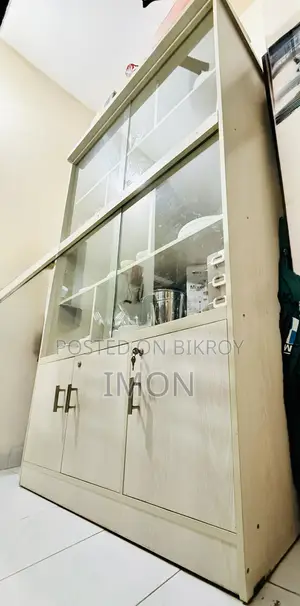 গ্লাস ডিসপ্লে ক্যাবিনেট বা ডিশ ক্যাবিনেট