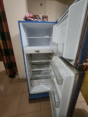 পুরাতন ফ্রীজ বিক্রয় (150-160) Liter