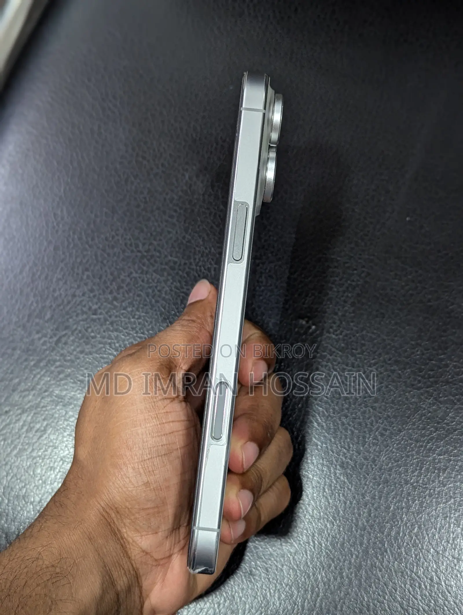 অ্যাপল আইফোন ১৬ প্রো ম্যাক্স ২৫৬ জিবি হোয়াইট