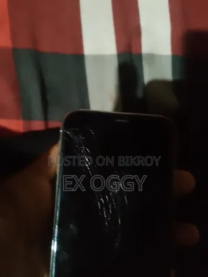 Apple iPhone X 64 GB White