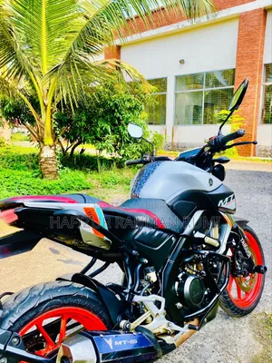 Yamaha 2021 White