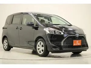 Toyota Sienta 2021 Black