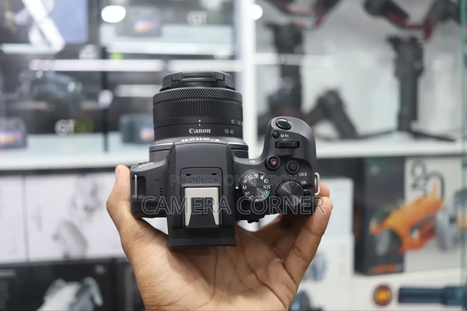 Canon R10 Camera With 18-45mm STM Lens