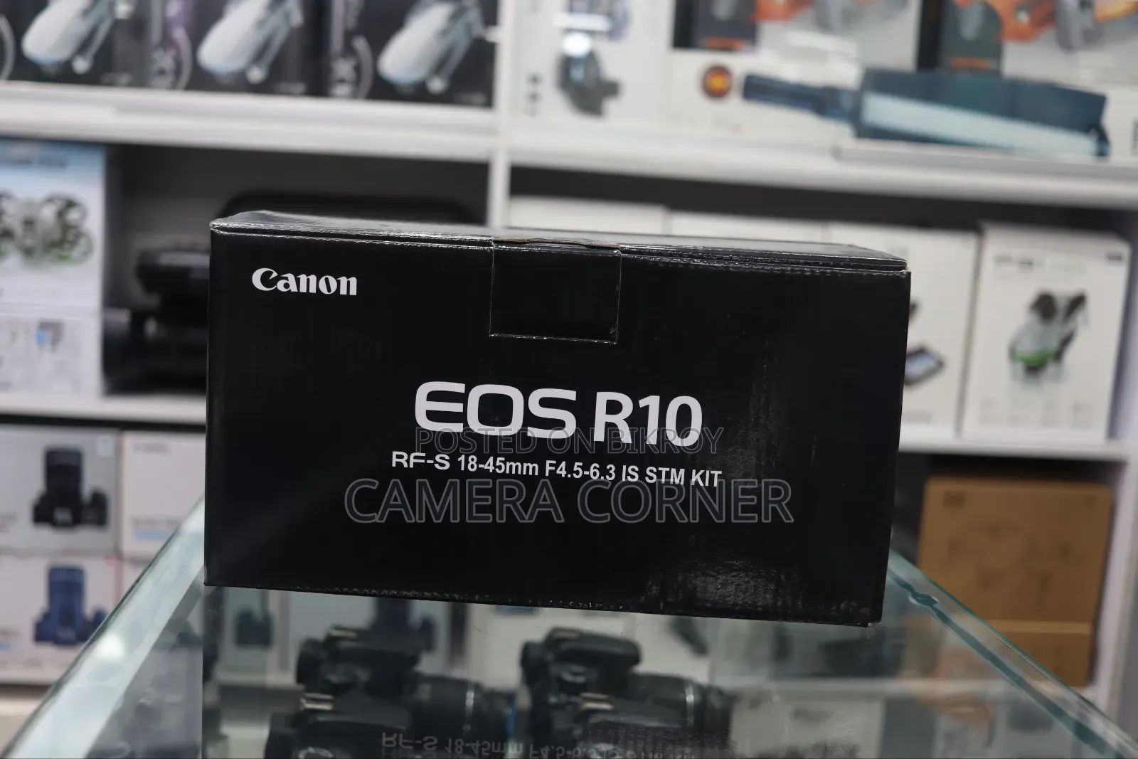 Canon R10 Camera With 18-45mm STM Lens