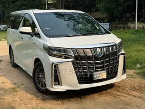 টয়োটা আলফার্ড ২.৫ হাইব্রিড এডব্লিউডি ২০১৯ পার্ল