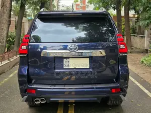 Toyota Land Cruiser Prado 2.7 I 2012 Blue