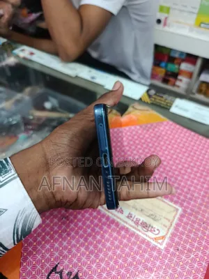 Mobile Phone 8 GB Blue