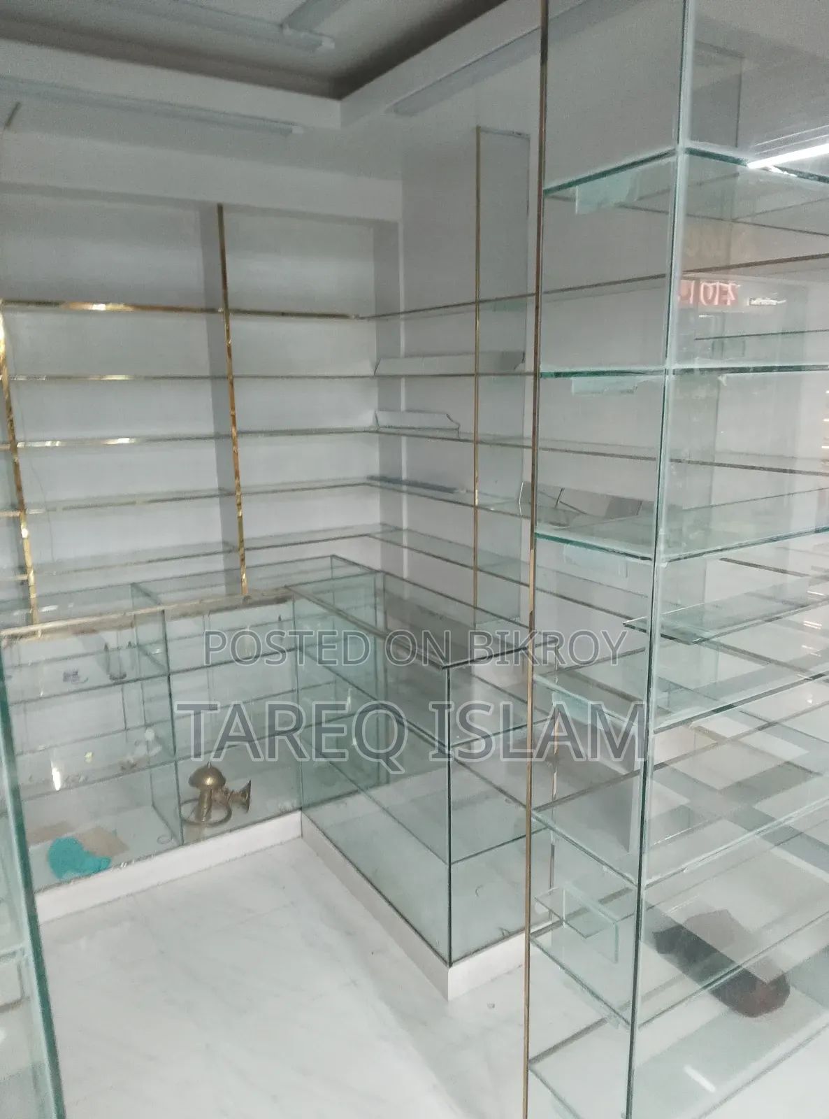 Shop for rent