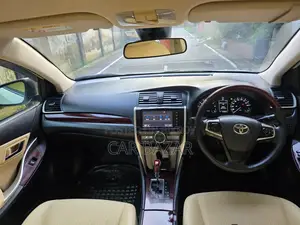 Toyota Premio 1.5 FWD 2020 Pearl