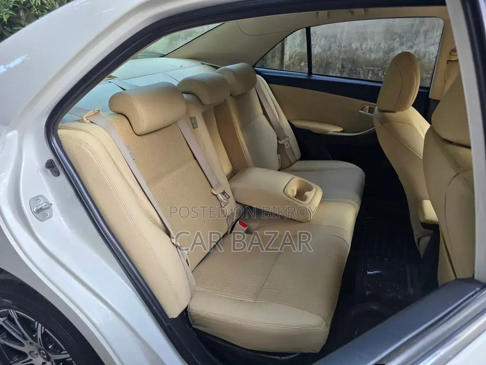 Toyota Premio 1.5 FWD 2020 Pearl