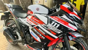 Suzuki Gixxer SF 2023 Red