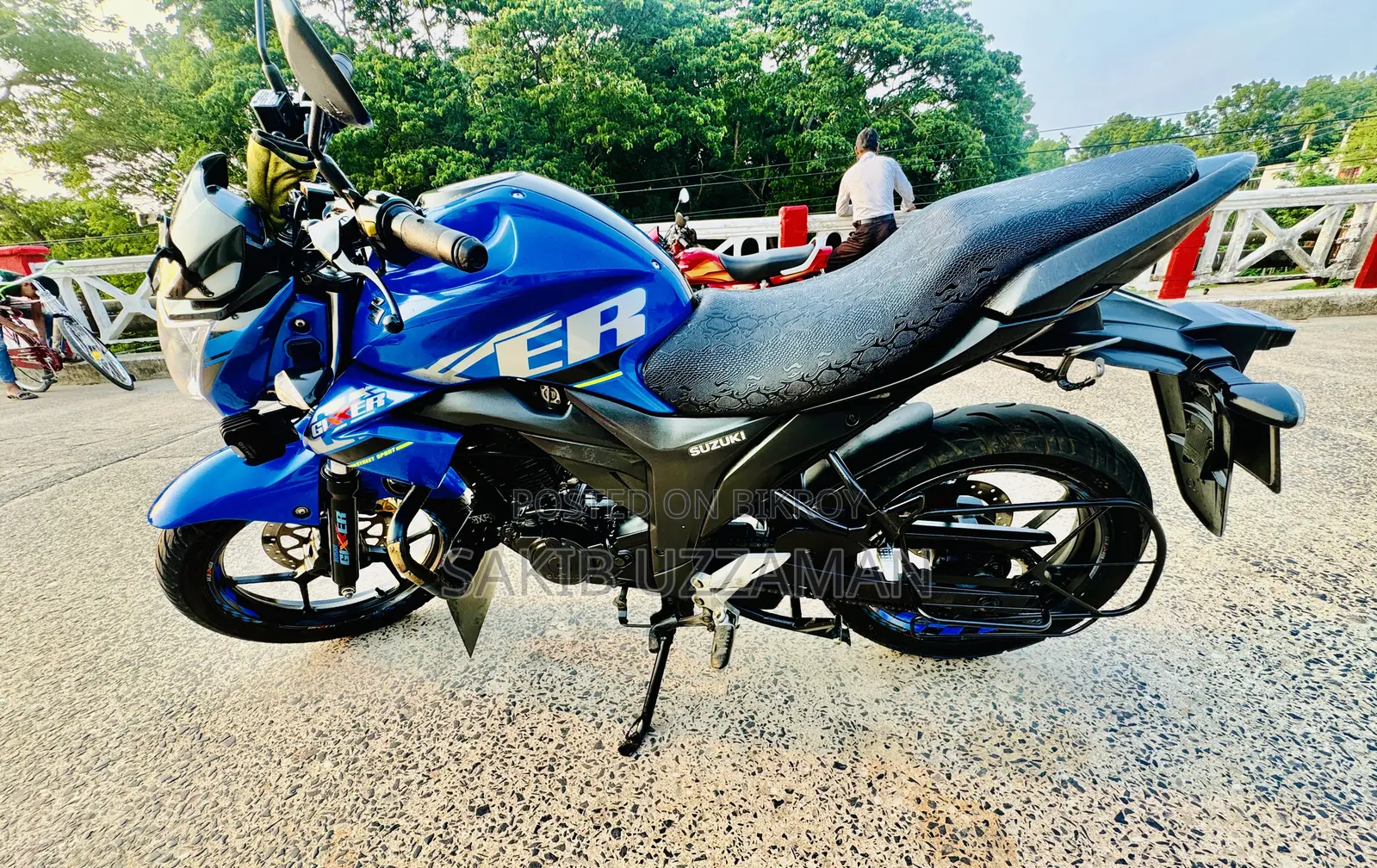 নতুন Suzuki Gixxer Monotone 2020 ব্লু