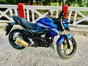 নতুন Suzuki Gixxer Monotone 2020 ব্লু